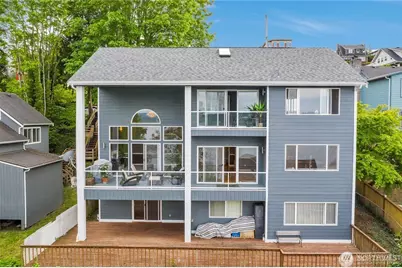 9844 Arrowsmith Avenue S, Seattle, WA 98118 - Photo 1