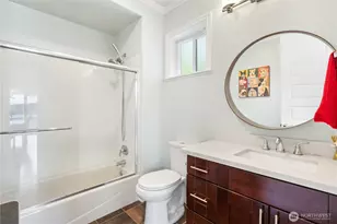 9844 Arrowsmith Ave S, Seattle, WA 98118 - Photo 29