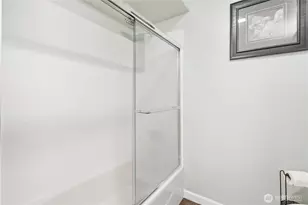 9844 Arrowsmith Ave S, Seattle, WA 98118 - Photo 13