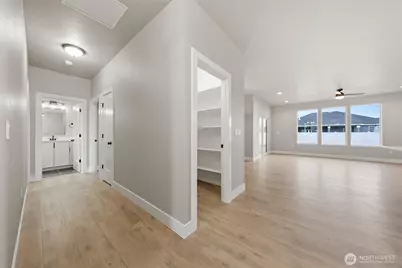 1264 E Mt Hood Street, Othello, WA 99344 - Photo 11