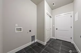 1264 E Mt Hood St, Othello, WA 99344 - Photo 31