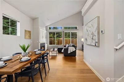 120 Newport Way NW #17, Issaquah, WA 98027 - Photo 9