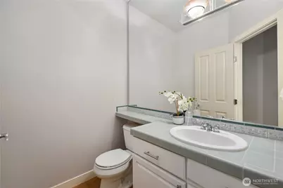 120 Newport Way NW #17, Issaquah, WA 98027 - Photo 15