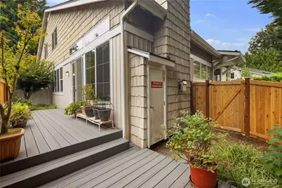 120 Newport Way NW #17, Issaquah, WA 98027 - Photo 29