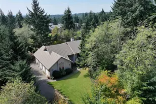 121 E Sterling Dr, Allyn, WA 98524 - Photo 3