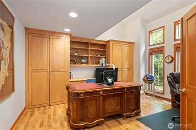 121 E Sterling Drive, Allyn, WA 98524 - Photo 9