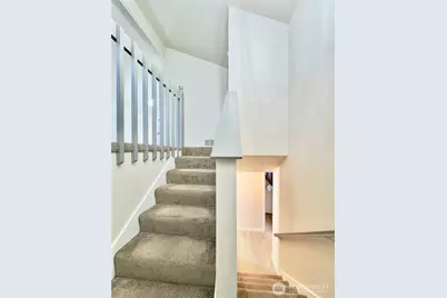 12521 Military Road E, Puyallup, WA 98374 - Photo 29