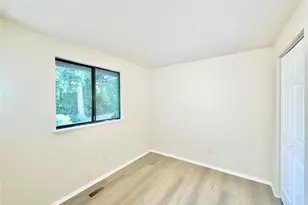 12521 Military Rd E, Puyallup, WA 98374 - Photo 25