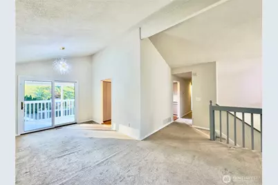 12521 Military Road E, Puyallup, WA 98374 - Photo 15