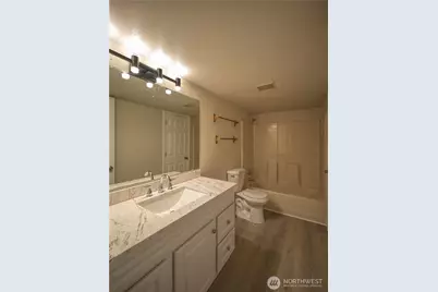 12521 Military Road E, Puyallup, WA 98374 - Photo 27