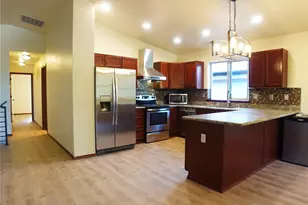 5451 SW 32nd Ave, Seattle, WA 98126 - Photo 9