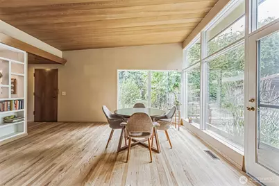 11521 Corliss Avenue N, Seattle, WA 98133 - Photo 13