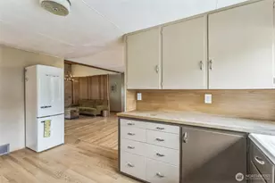 11521 Corliss Ave N, Seattle, WA 98133 - Photo 19