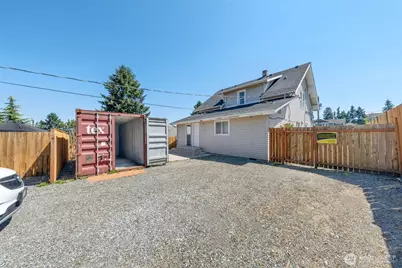 1027 E 47th Street, Tacoma, WA 98404 - Photo 9