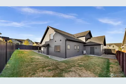 2163 Lagerwey Circle, Lynden, WA 98264 - Photo 39