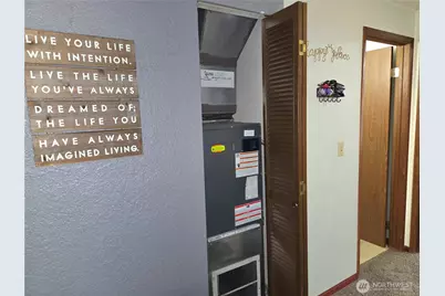 270 SE Barrington Drive #A 304, Oak Harbor, WA 98277 - Photo 11