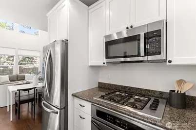 5257 23rd Avenue SW, Seattle, WA 98106 - Photo 9