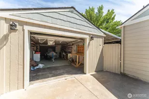 18 F St NE, Ephrata, WA 98823 - Photo 5
