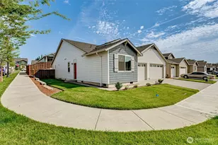 2718 S 9th Wy, Ridgefield, WA 98642 - Photo 3