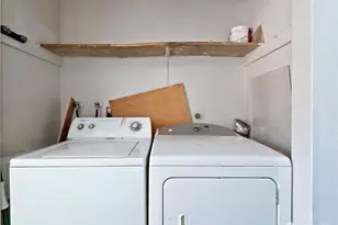 201 E 36th St, Tacoma, WA 98404 - Photo 13