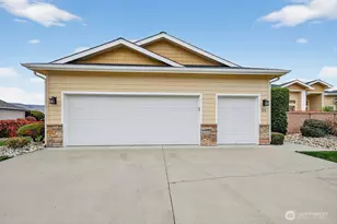 1845 Maple St, Wenatchee, WA 98801 - Photo 9