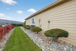 1845 Maple St, Wenatchee, WA 98801 - Photo 37