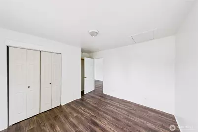 619 35th Street N, Anacortes, WA 98221 - Photo 29