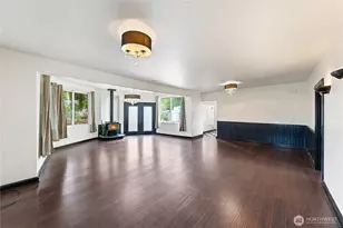 619 35th Street N, Anacortes, WA 98221 - Photo 5