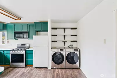 619 35th Street N, Anacortes, WA 98221 - Photo 25