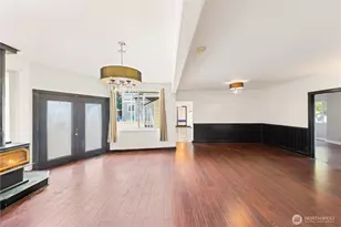 619 35th Street N, Anacortes, WA 98221 - Photo 3