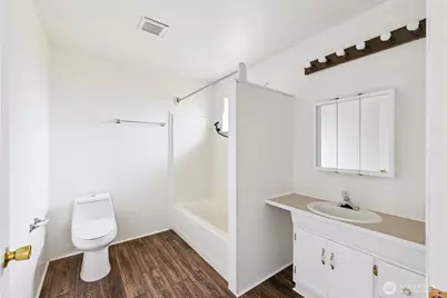 619 35th Street N, Anacortes, WA 98221 - Photo 27