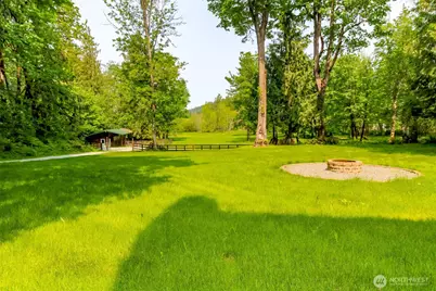 19510 190th Avenue E, Orting, WA 98360 - Photo 5