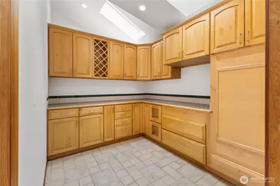 19510 190th Avenue E, Orting, WA 98360 - Photo 9