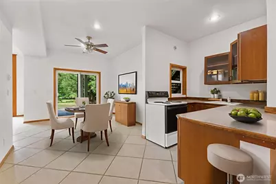 19510 190th Avenue E, Orting, WA 98360 - Photo 15