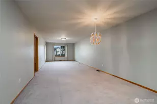 1202 Decatur Cir, Burlington, WA 98233 - Photo 13