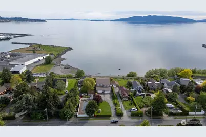 3045 Eldridge Avenue #A, Bellingham, WA 98225 - Photo 5