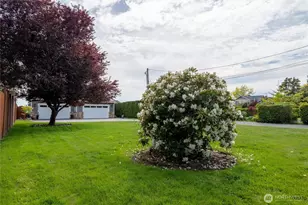 3045 Eldridge Ave, Bellingham, WA 98225 - Photo 9