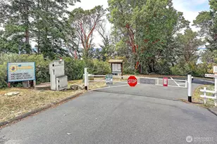 740 Commodore Ln, Camano Island, WA 98282 - Photo 31