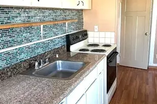 9265 57th Ave S, Seattle, WA 98118 - Photo 11