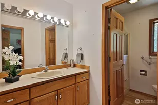 5772 Captain Vancouver Dr, Langley, WA 98260 - Photo 29