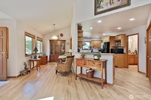 5772 Captain Vancouver Dr, Langley, WA 98260 - Photo 11