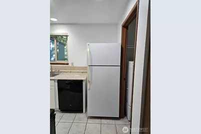 14622 NE 80th #35B, Redmond, WA 98052 - Photo 9