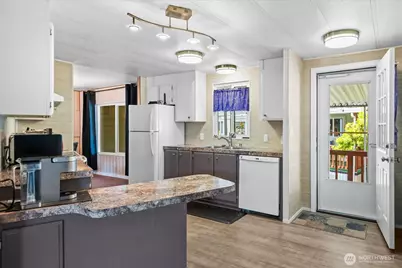 4111 164th Street SW #23, Lynnwood, WA 98087 - Photo 7