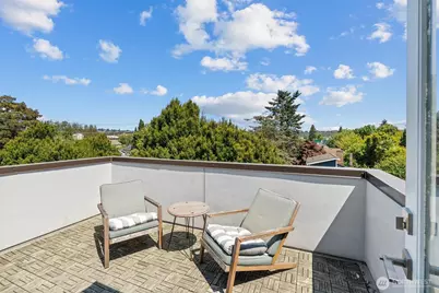 1058 S Cloverdale Street #C, Seattle, WA 98108 - Photo 37