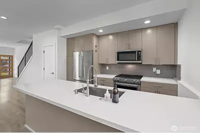 1058 S Cloverdale Street #C, Seattle, WA 98108 - Photo 15