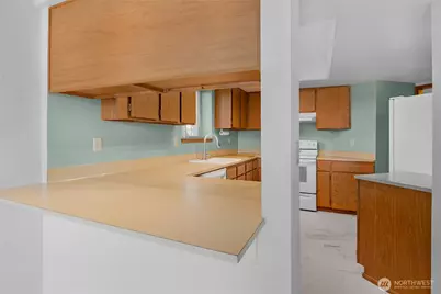 23509 Lakeview Drive #A101, Mountlake Terrace, WA 98043 - Photo 11