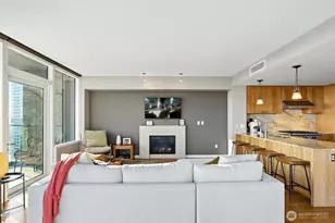 10700 NE 4th St, Bellevue, WA 98004 - Photo 13