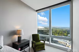 10700 NE 4th St, Bellevue, WA 98004 - Photo 23