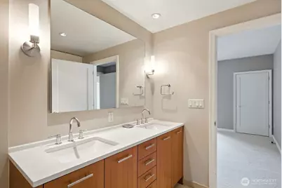 10700 NE 4th Street #3116, Bellevue, WA 98004 - Photo 21