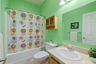 27225 217th Pl SE, Maple Valley, WA 98038 - Photo 25